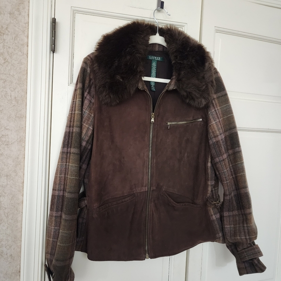 Ralph Lauren Suede Jacket – Fur Collar – Size 14 .pit To Pit 22" Lenght 26" - Picture 6 of 16